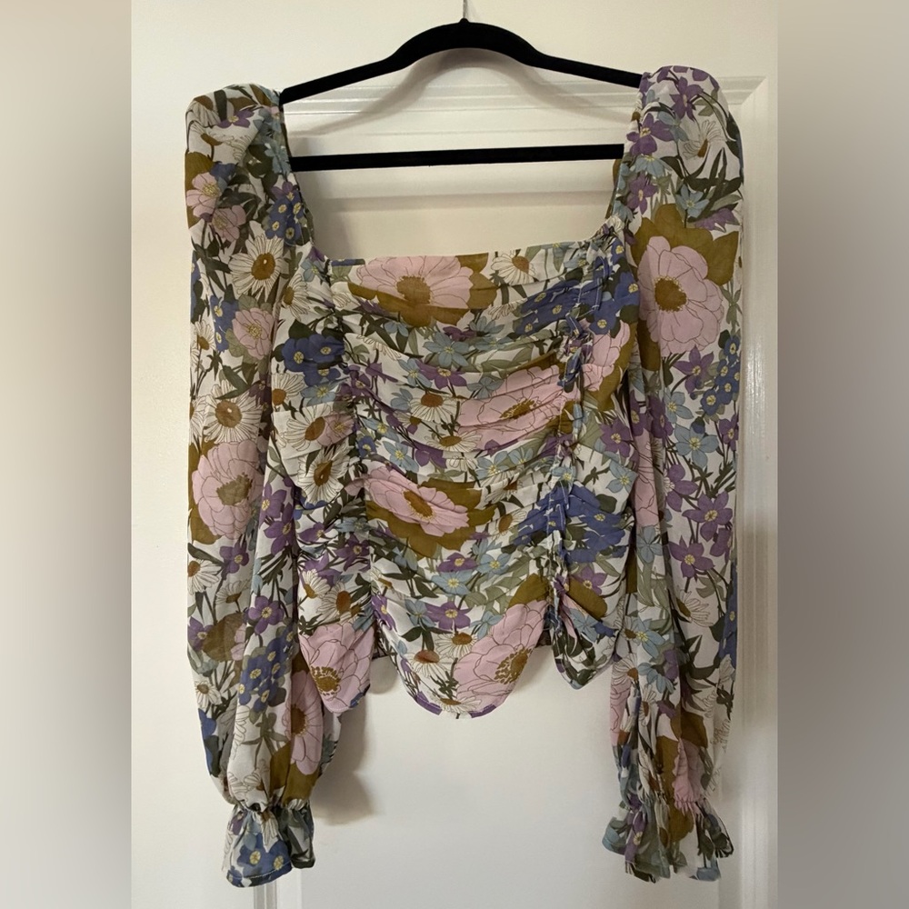 ASTR THE LABEL Tonina Top in Off White Retro Floral